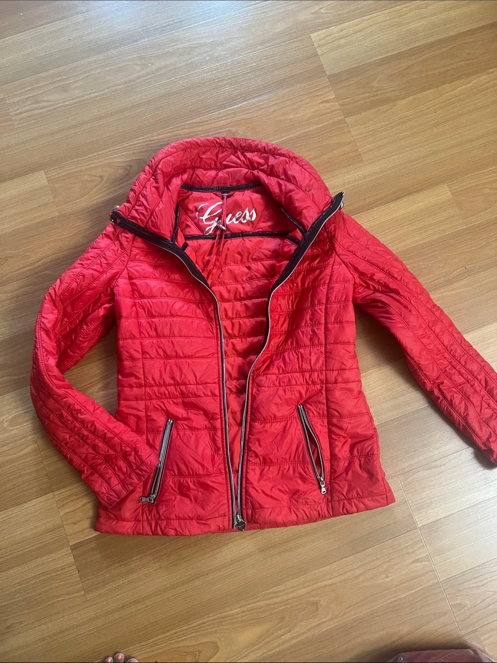 GUESS Red Quilted Packable Puffer Jacket small excellent condition
